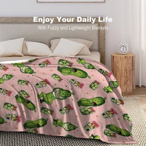 Socira Pink Funny Pickle Blanket Throw Blanket Pink Funny Pickle Gifts for Women Men Soft Sofa Throws for Travel Camping Bed Home Decor Car Birthday Gift 50"*60"（130 * 150cm） - Image 6